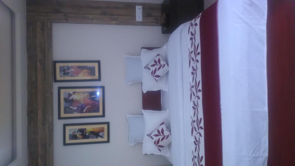 Breeze Hotel Siliguri Exteriér fotografie