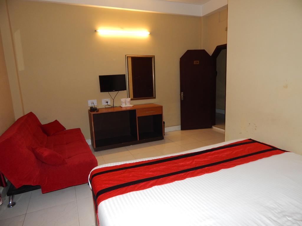 Breeze Hotel Siliguri Exteriér fotografie