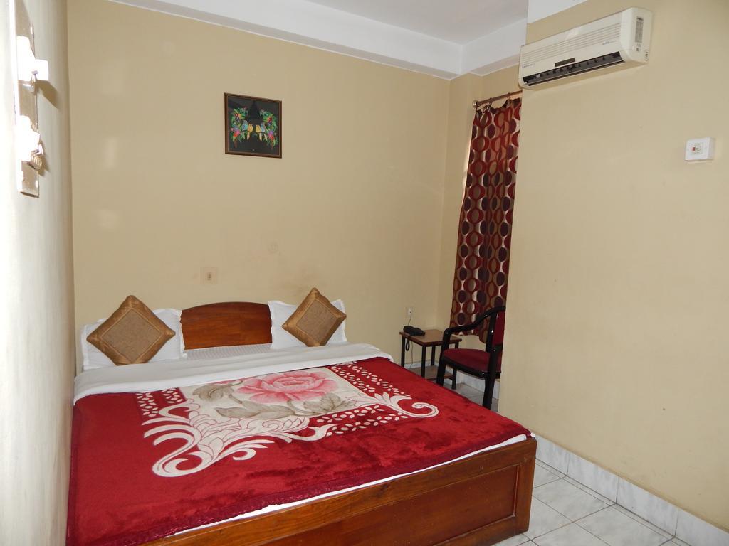 Breeze Hotel Siliguri Pokoj fotografie