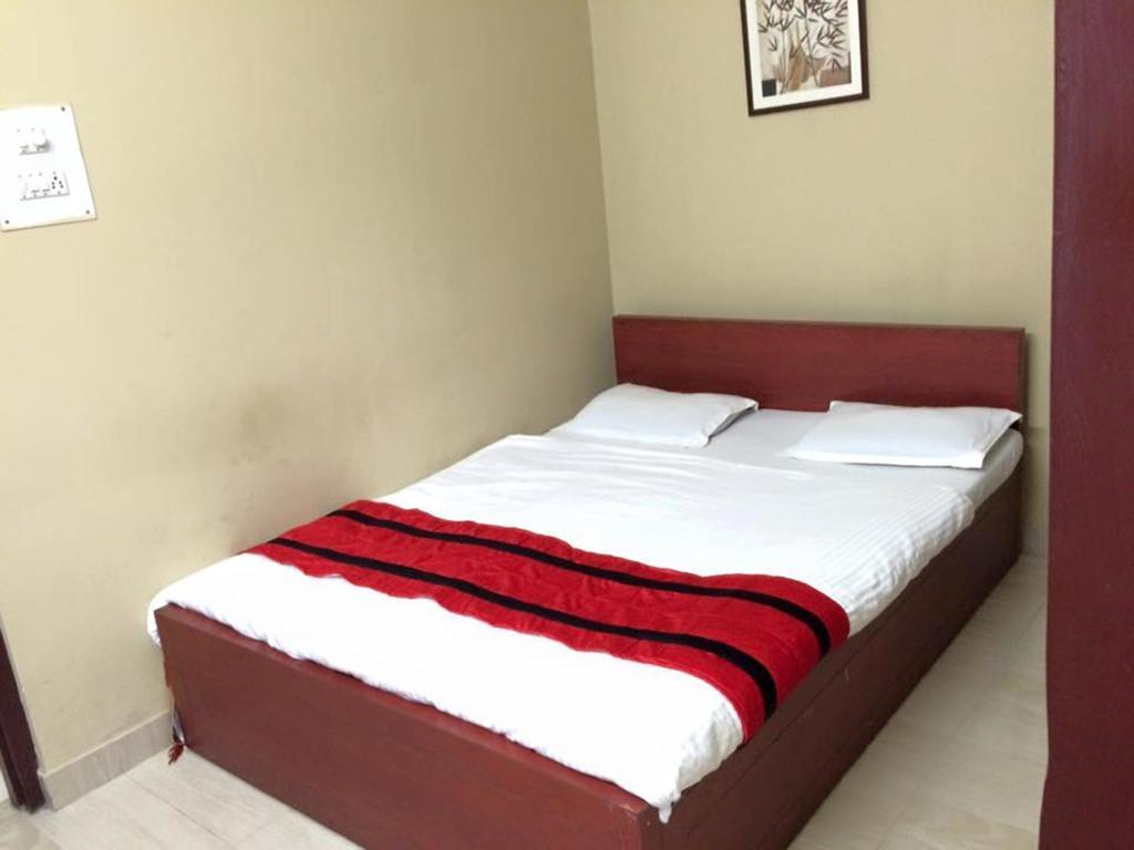 Breeze Hotel Siliguri Pokoj fotografie